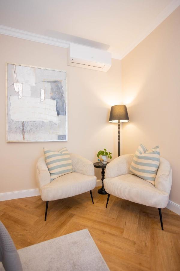 City And Style Luxury Rooms สปลิท ภายนอก รูปภาพ