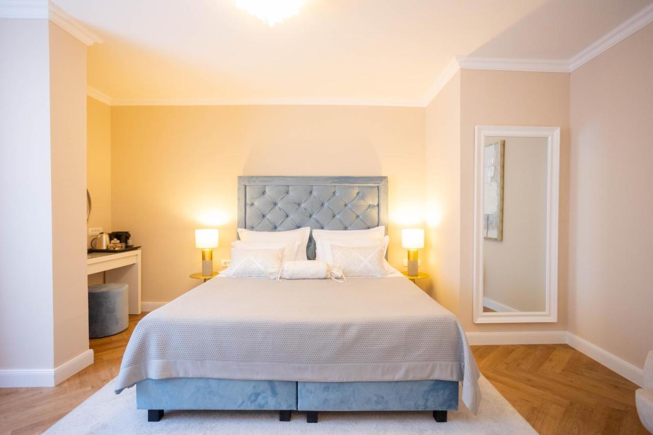 City And Style Luxury Rooms สปลิท ภายนอก รูปภาพ