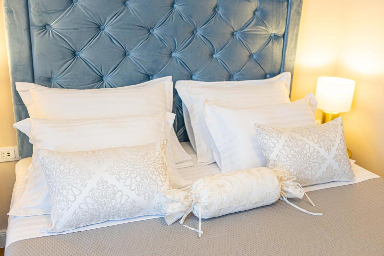 City And Style Luxury Rooms สปลิท ภายนอก รูปภาพ