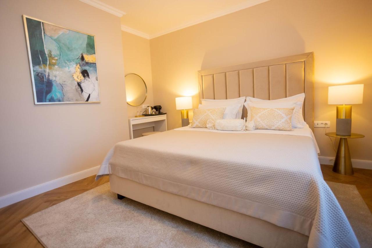 City And Style Luxury Rooms สปลิท ภายนอก รูปภาพ